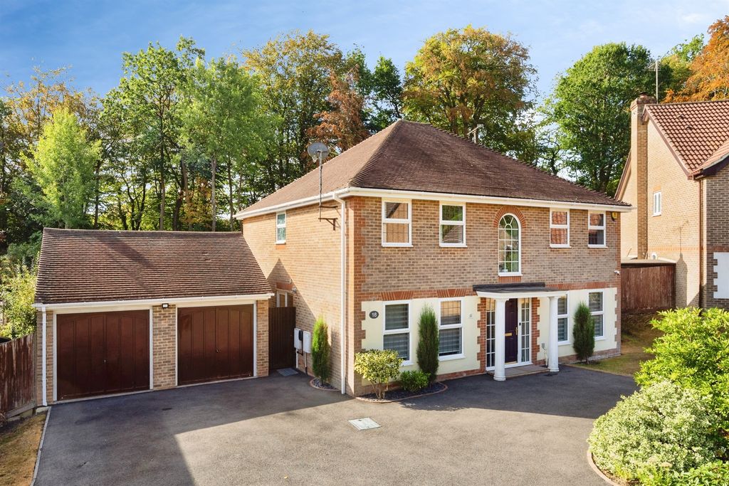 Property photo 1 of 31