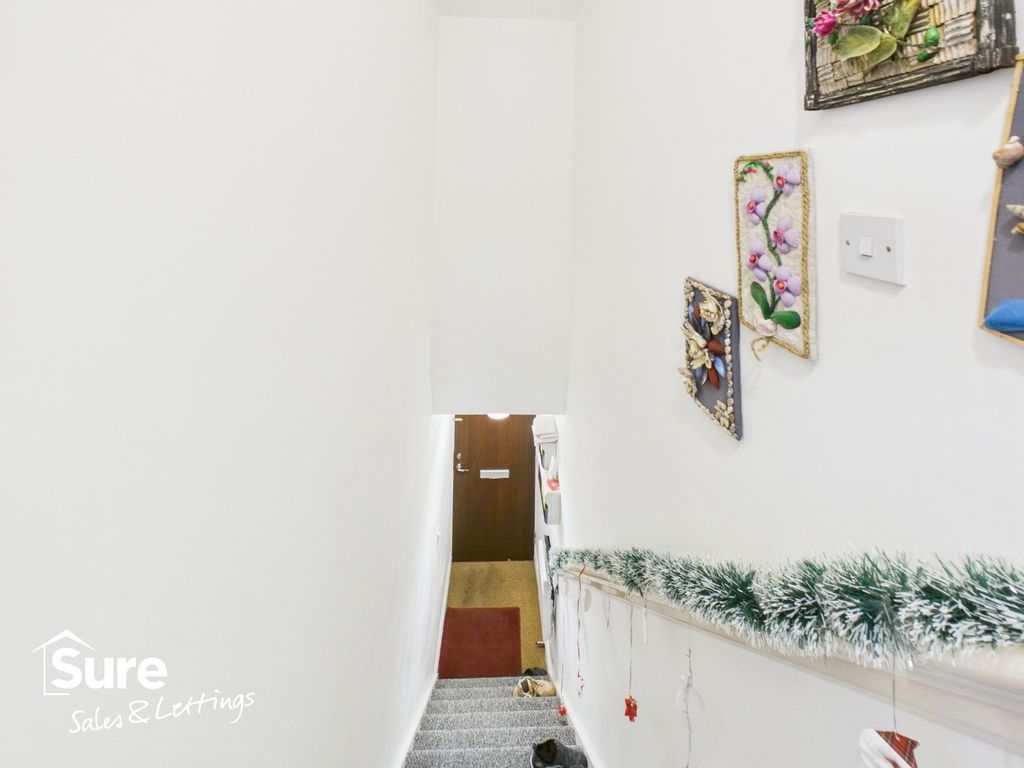 Property photo 3 of 14 4784143