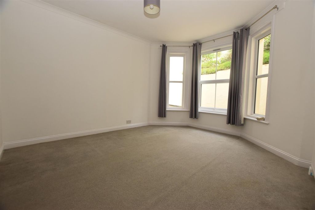 Property photo 2 of 8 Dsc_0984.Jpg