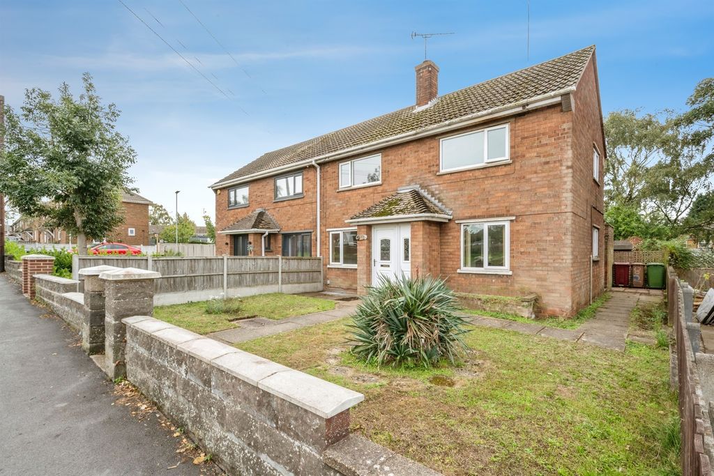 Property photo 1 of 15
