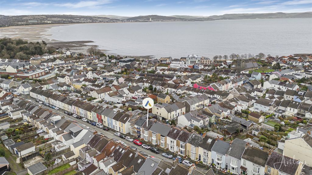 Property photo 3 of 24 38-Dji_20260114131052_0001_D.Jpg