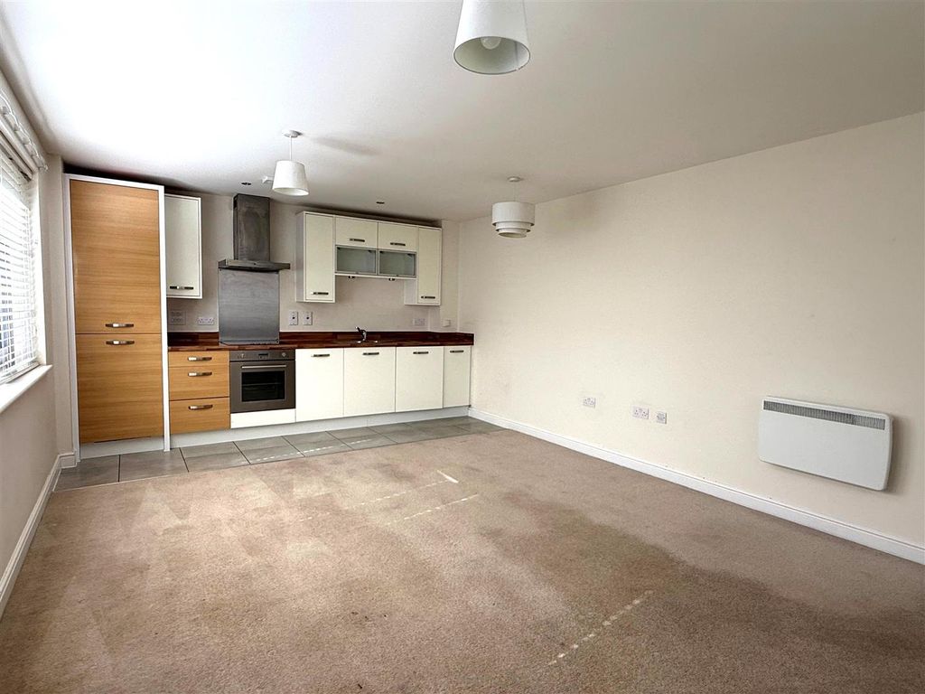 Property photo 2 of 13 11.Jpg