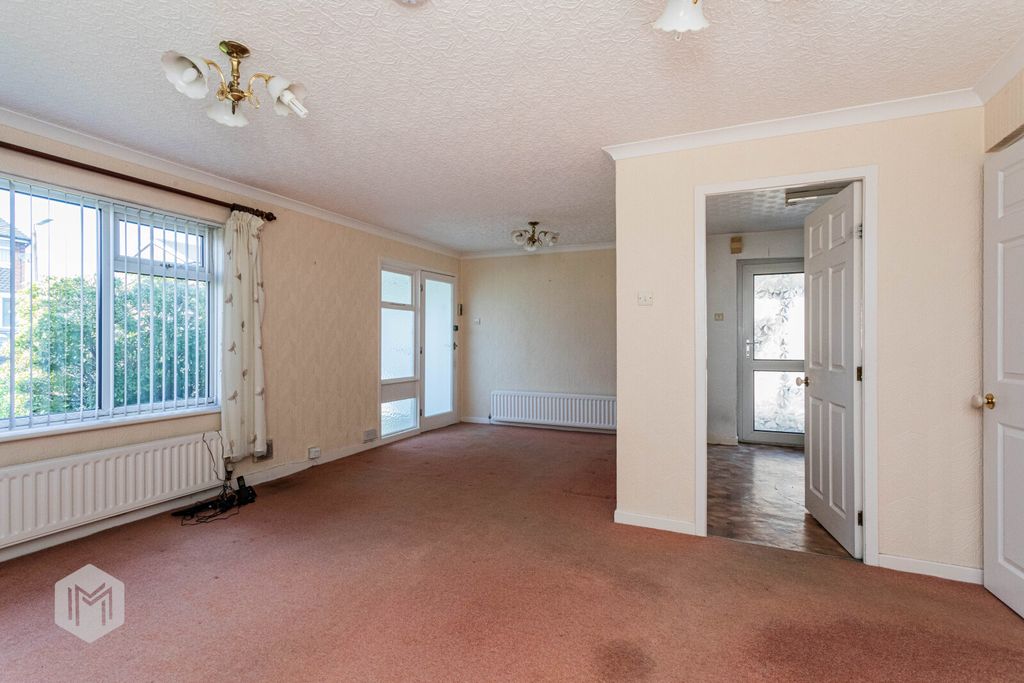 Property photo 2 of 16 Picture No. 09