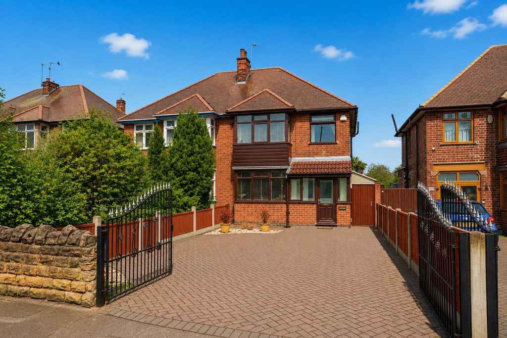 Property photo 1 of 25