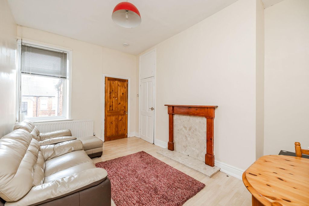 Property photo 3 of 15 Living Room