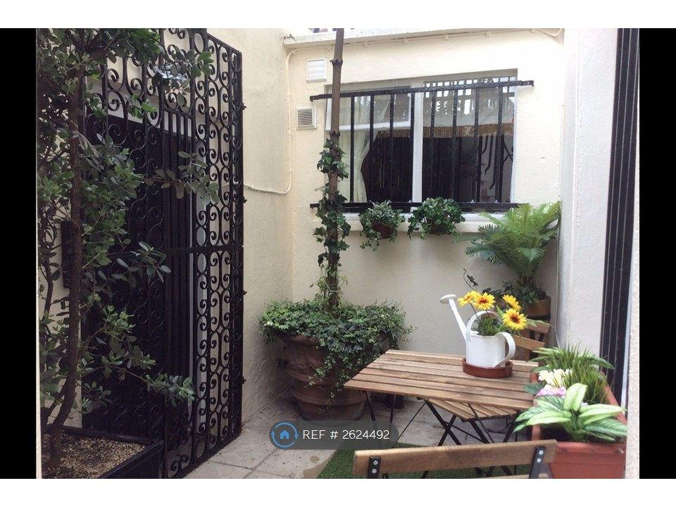 Property photo 3 of 3