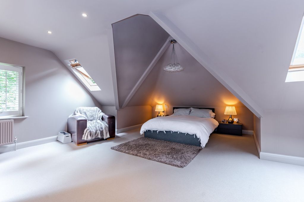 Additional image 7 of 6 bed detached house to rentStoke Common Road, Fulmer, Slough SL3