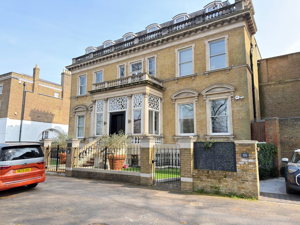 Property photo 2 of 9