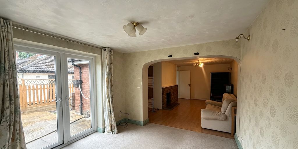 Property photo 3 of 9 View