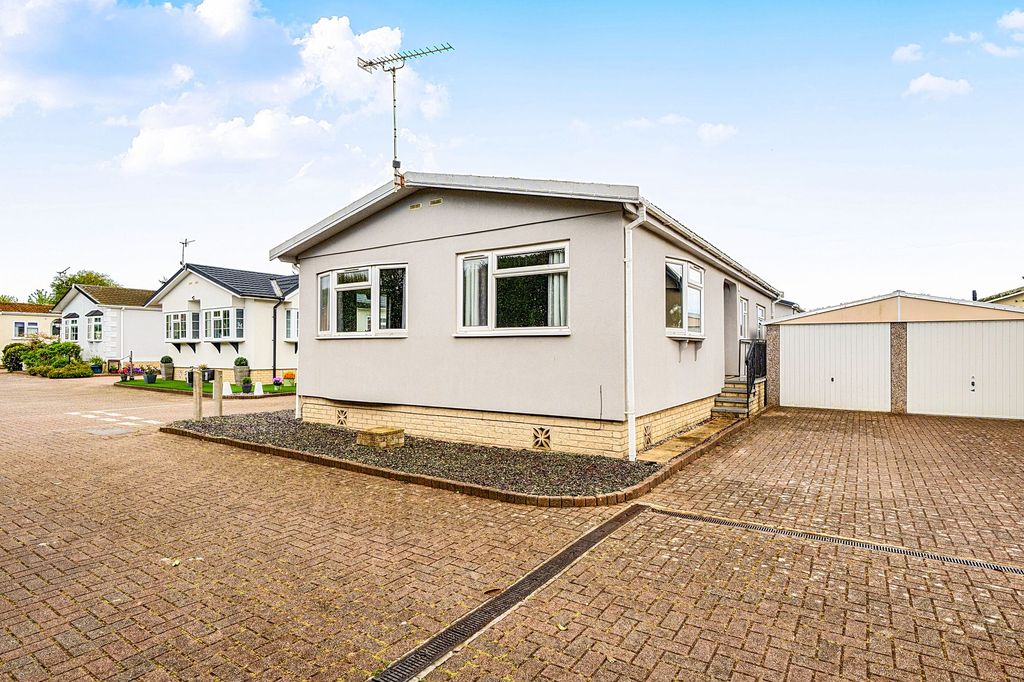 Property photo 1 of 19 Front