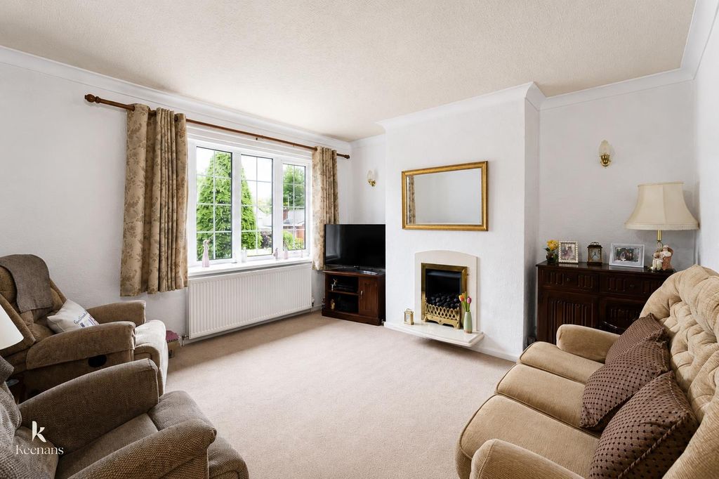 Property photo 2 of 19