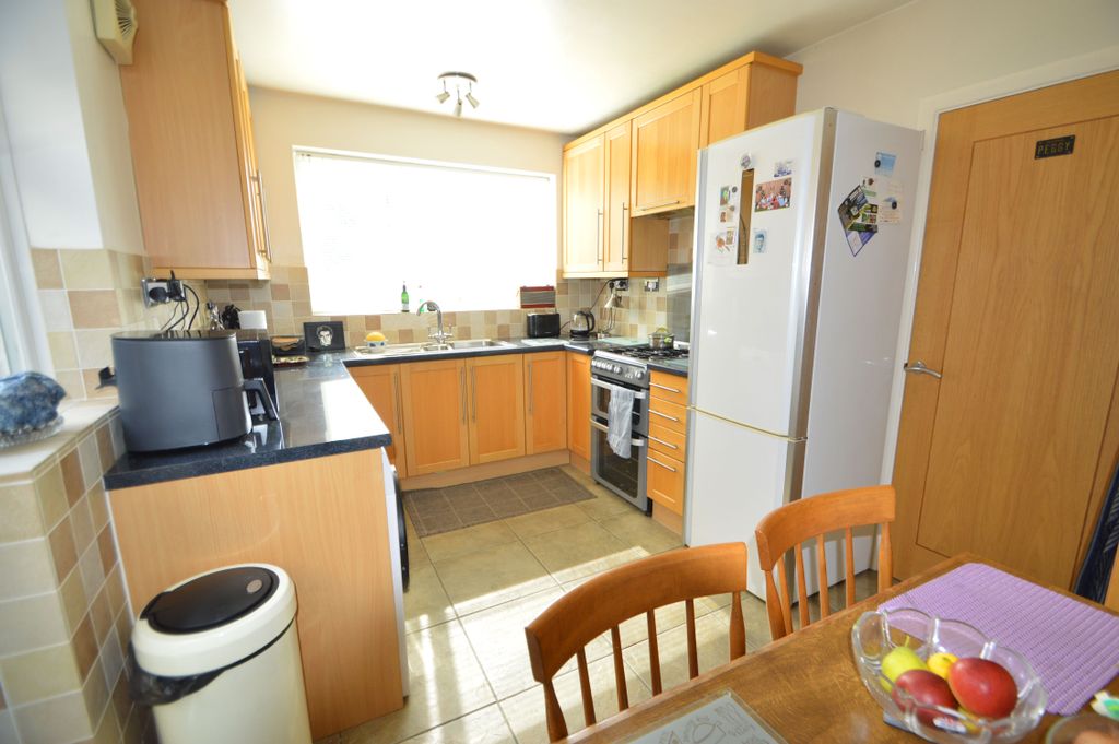 Property photo 2 of 14