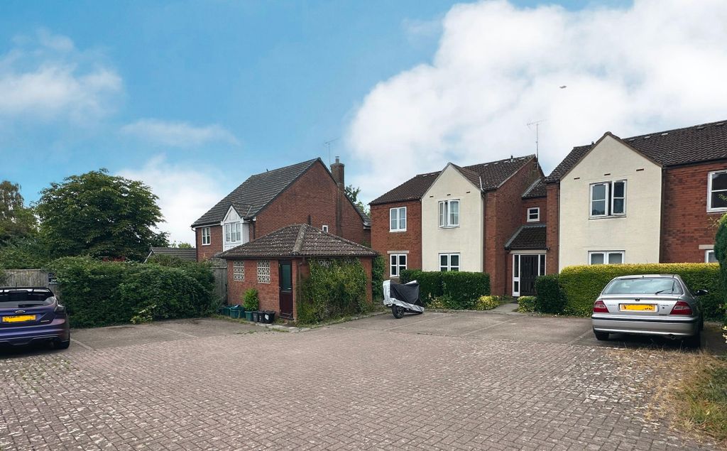 Property photo 1 of 10