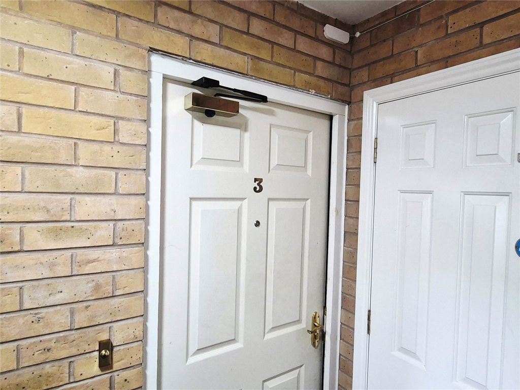 Property photo 2 of 11 Picture No. 06