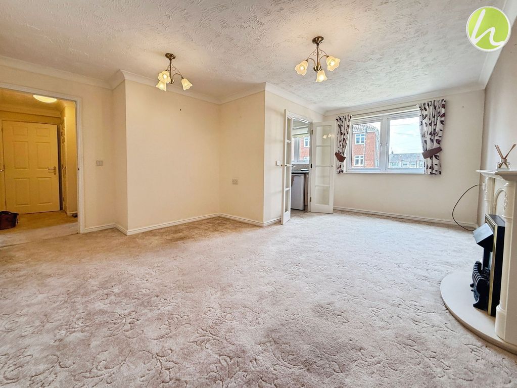 Property photo 2 of 9