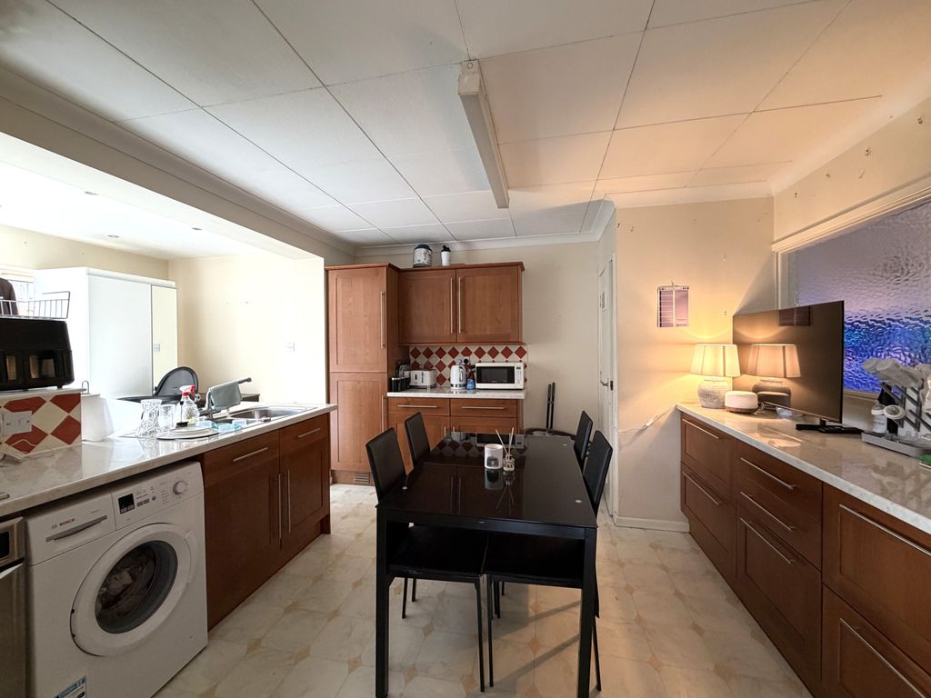 Property photo 2 of 13 Kitchen/Diner