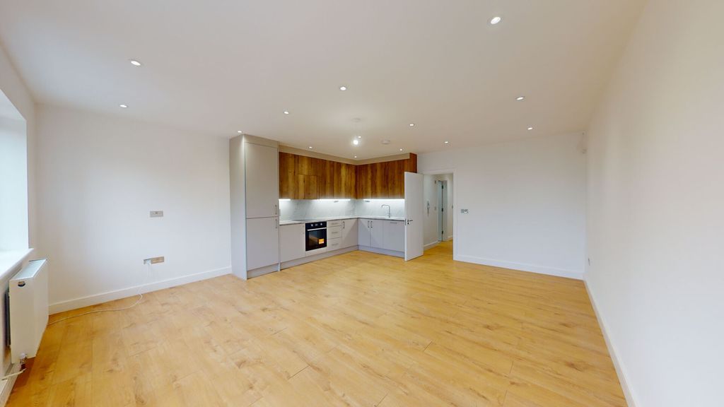 Property photo 2 of 10 Img_885_5_Original.Jpg