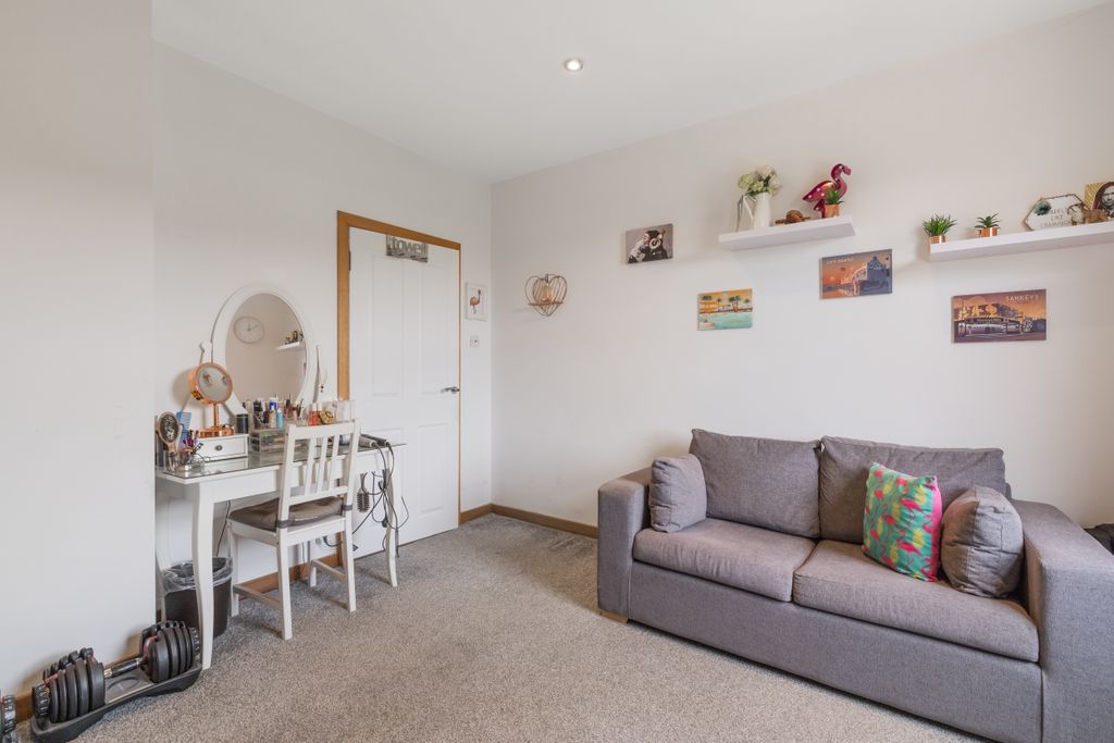 Additional image 10 of 2 bed flat for saleAlmond Street, Grangemouth FK3