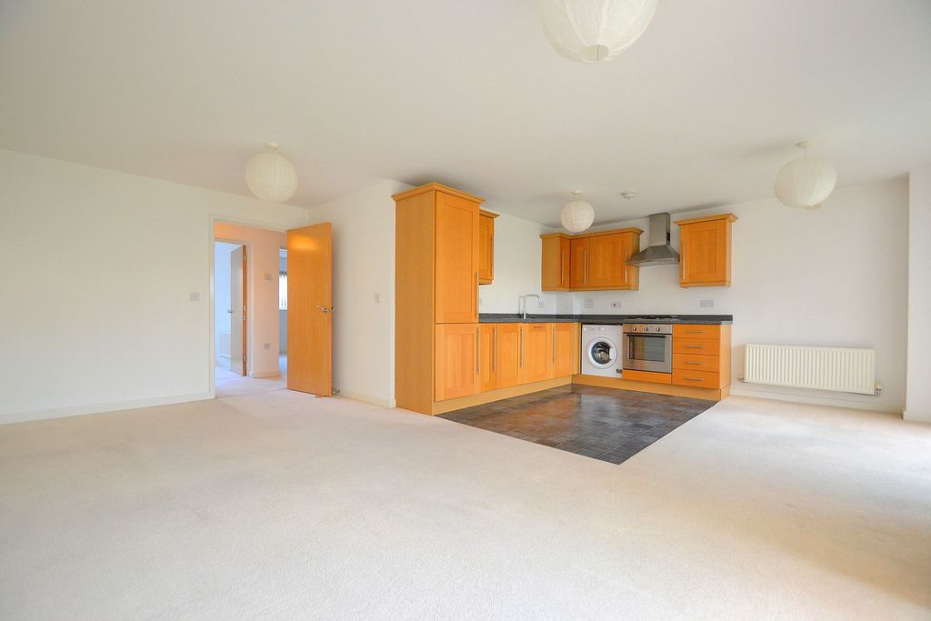 Property photo 3 of 11