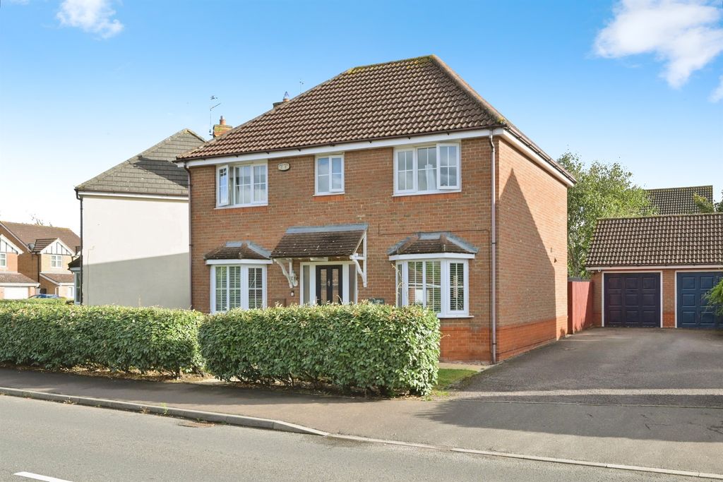 Property photo 1 of 17