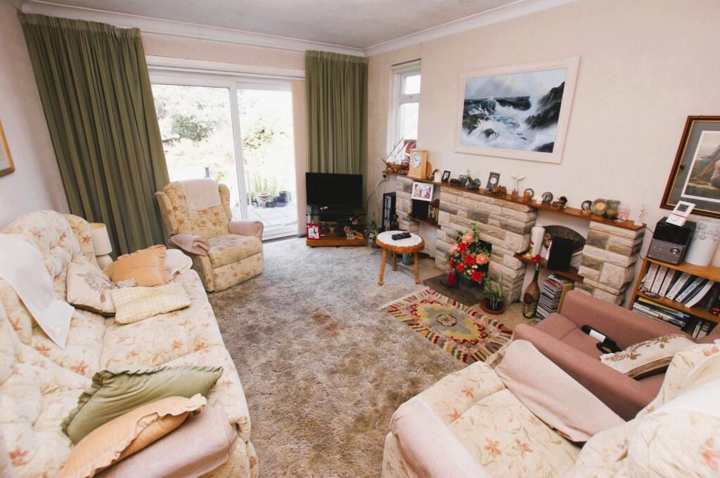 Property photo 3 of 14