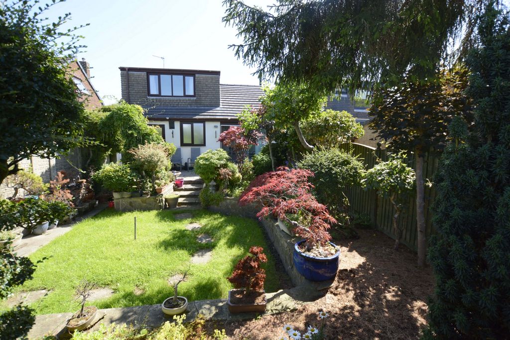 Property photo 2 of 17 Photo 6