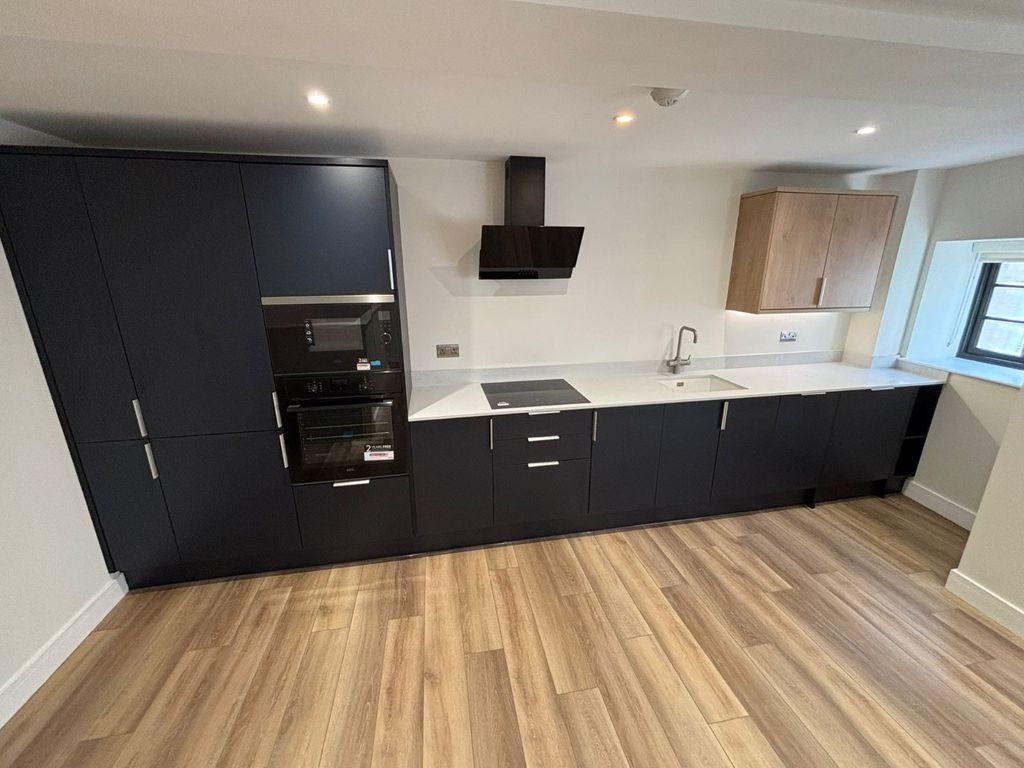 Property photo 2 of 4 Kitchen