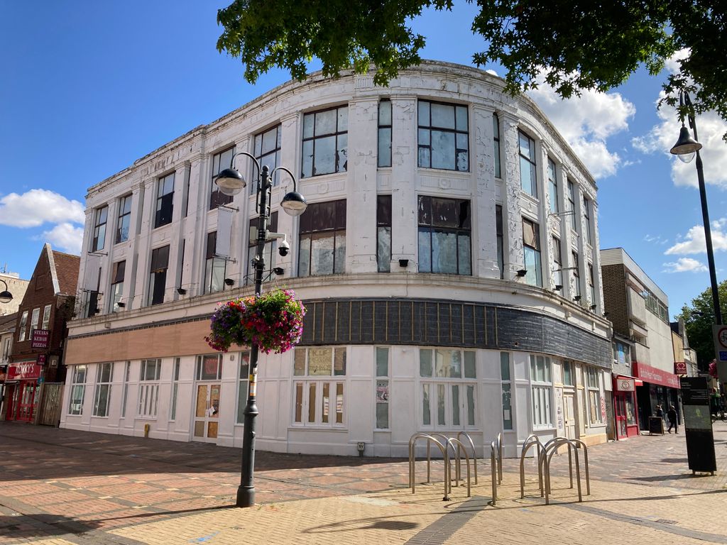 Property photo 1 of 2