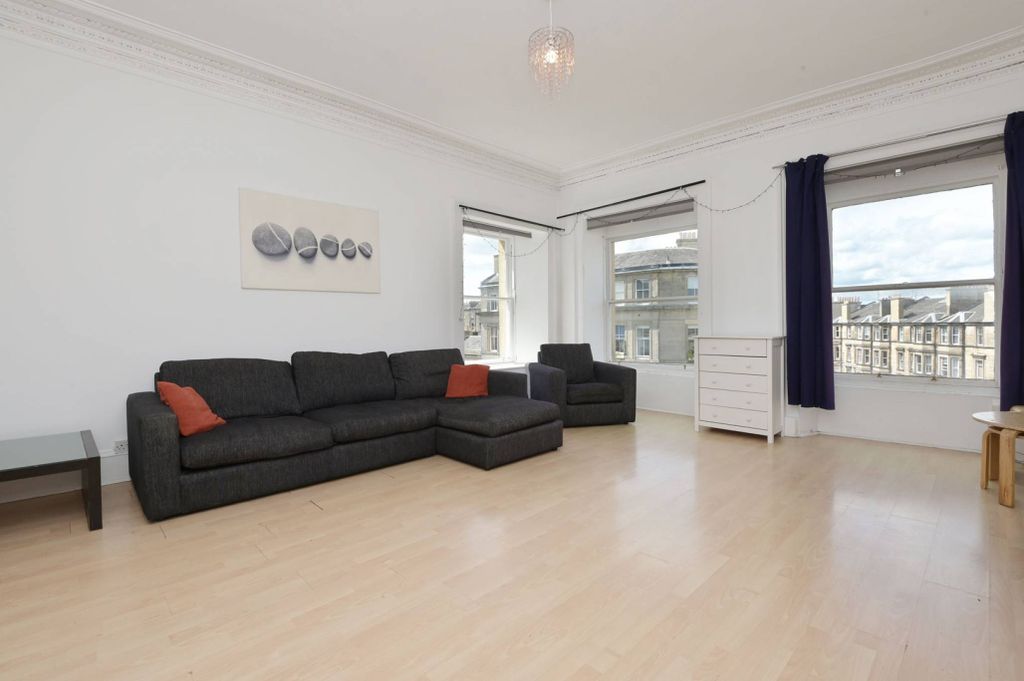 Property photo 3 of 30