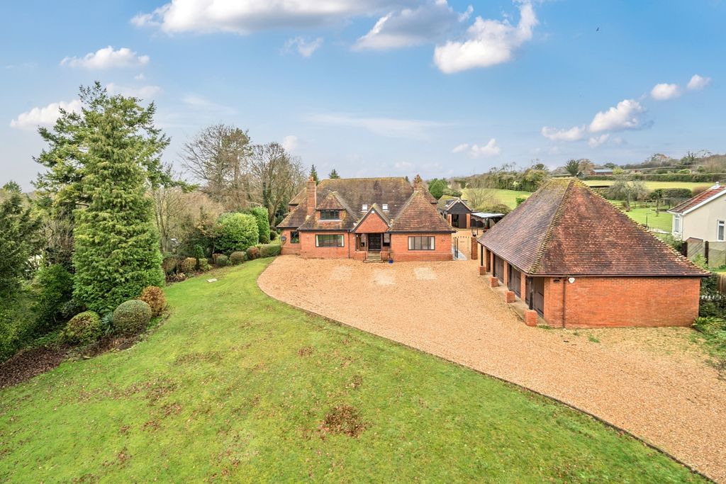 Property photo 3 of 16 Exterior