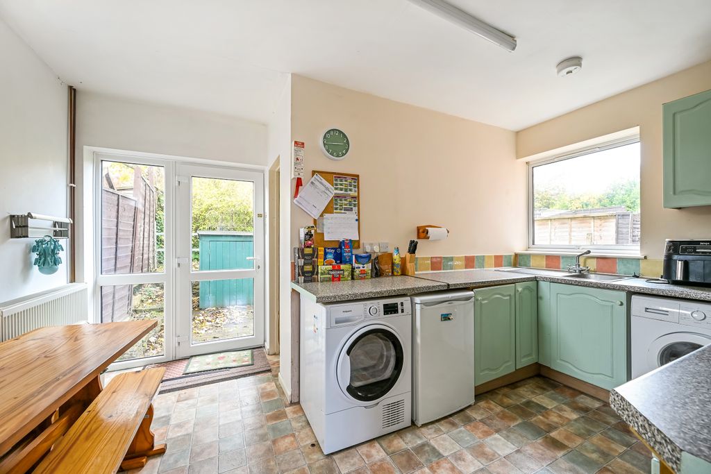 Property photo 3 of 20