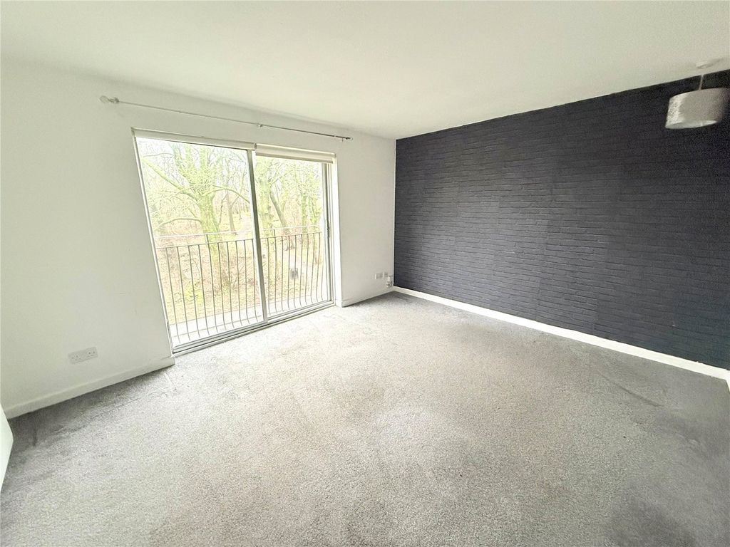 Property photo 2 of 8 Picture No. 05