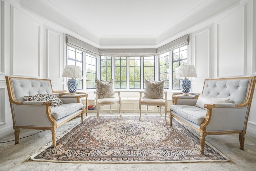 Property photo 2 of 16 1203368 (1)