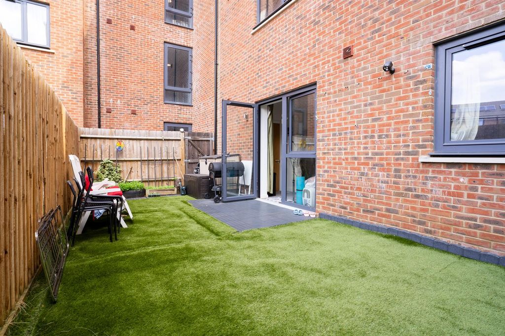 Property photo 1 of 10 Havelock Rd-14.Jpg