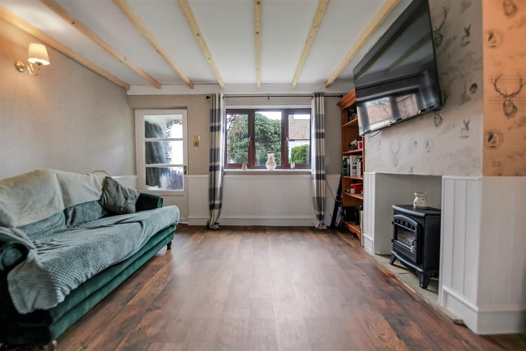 Property photo 2 of 14 Img_1878.Jpg