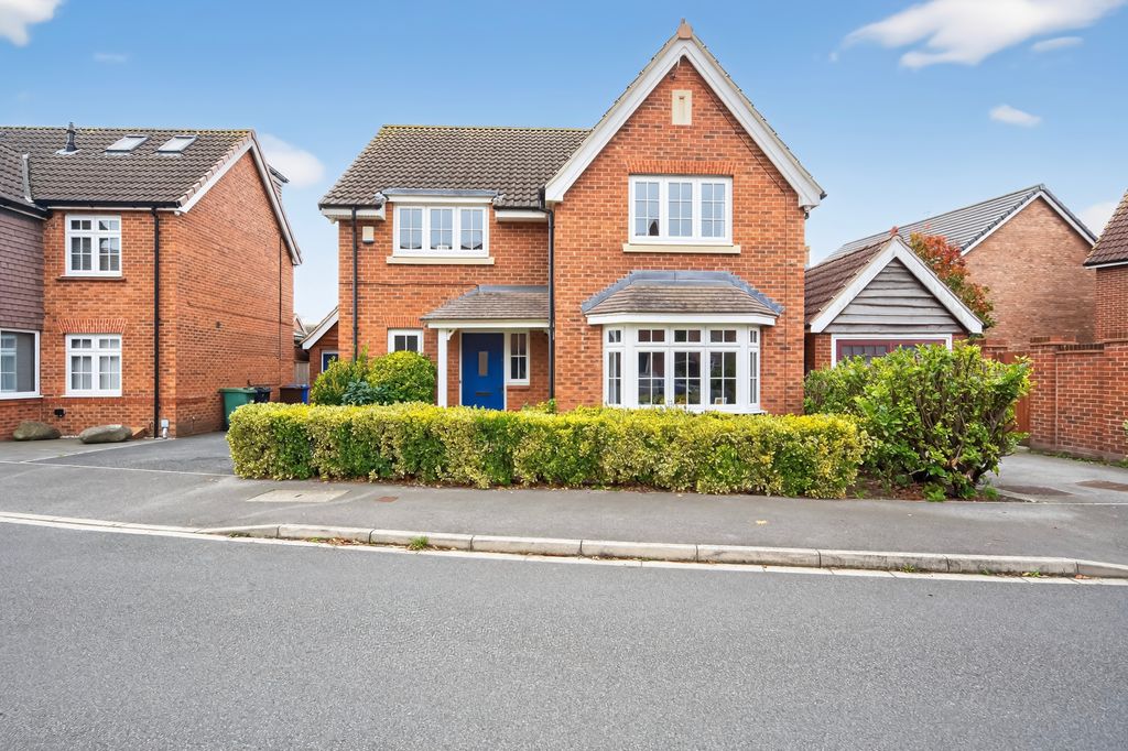 Property photo 1 of 19 Front View