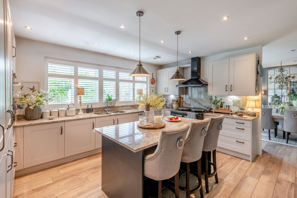 Property photo 3 of 15 Picture No. 07