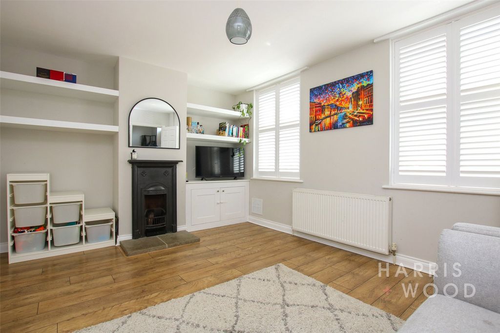 Property photo 2 of 31 Picture No. 11