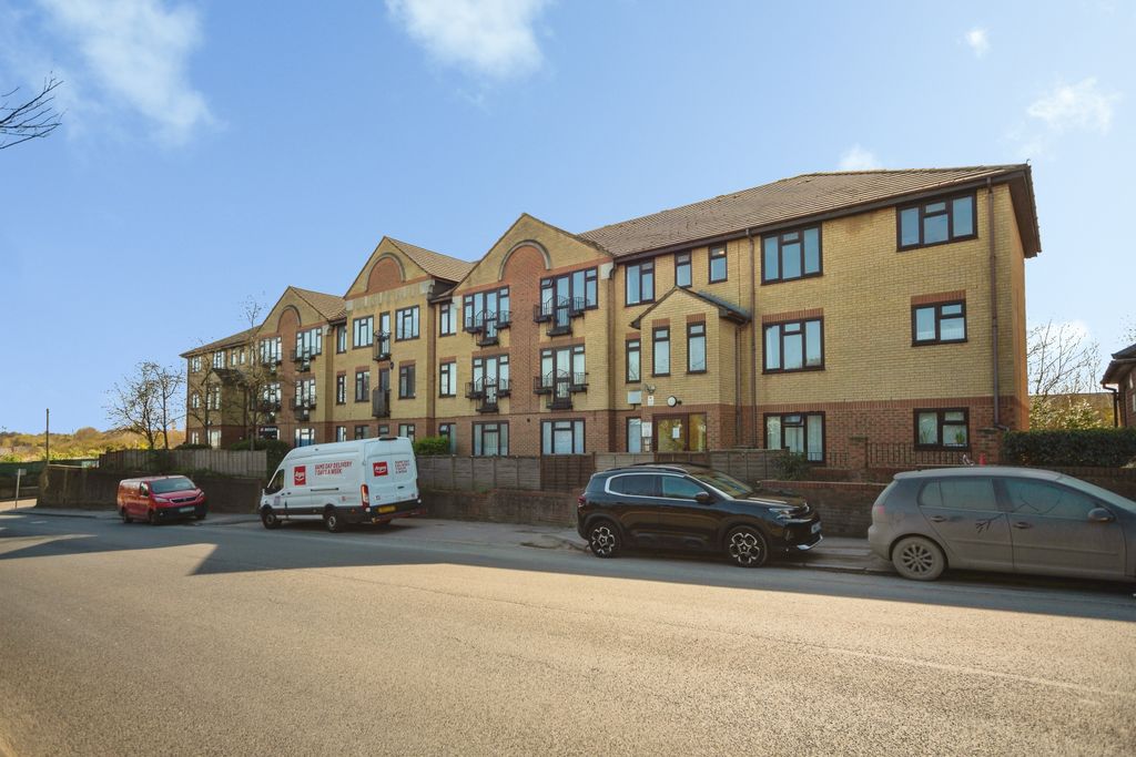 Property photo 2 of 14 Front View