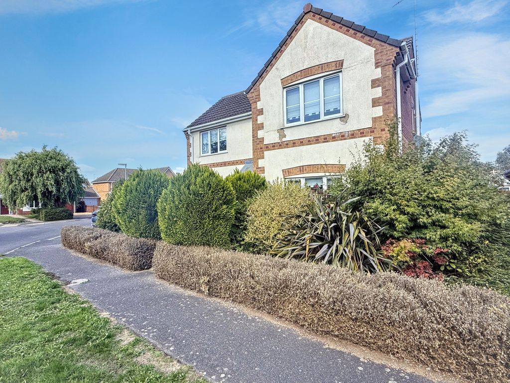 Property photo 2 of 17