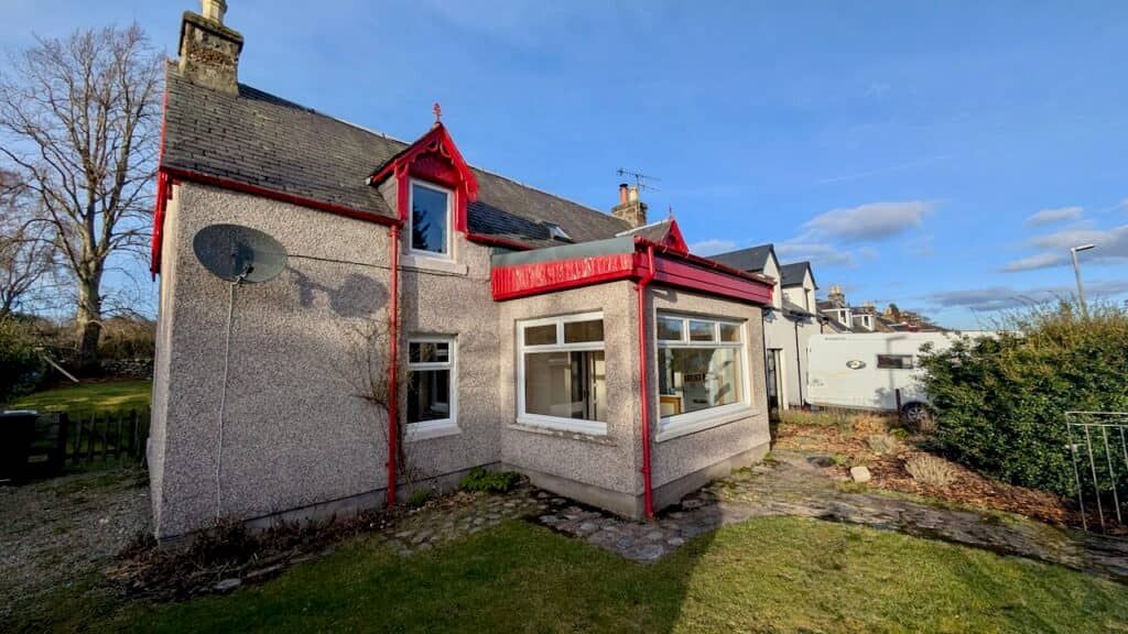 Property photo 1 of 35
