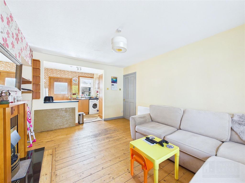 Property photo 3 of 19 Open Plan Living / Dining / Kitchen