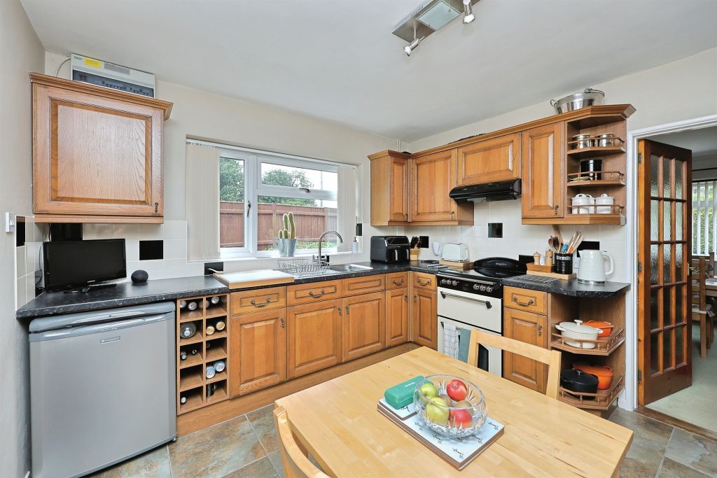 Property photo 3 of 20