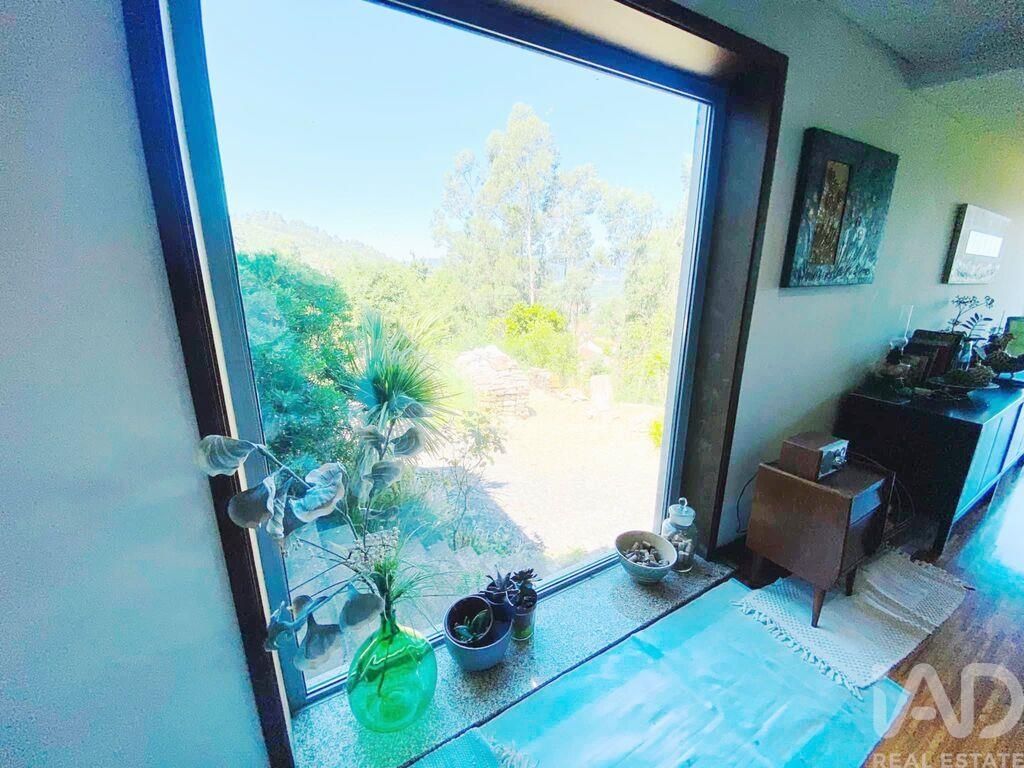 Property photo 3 of 27