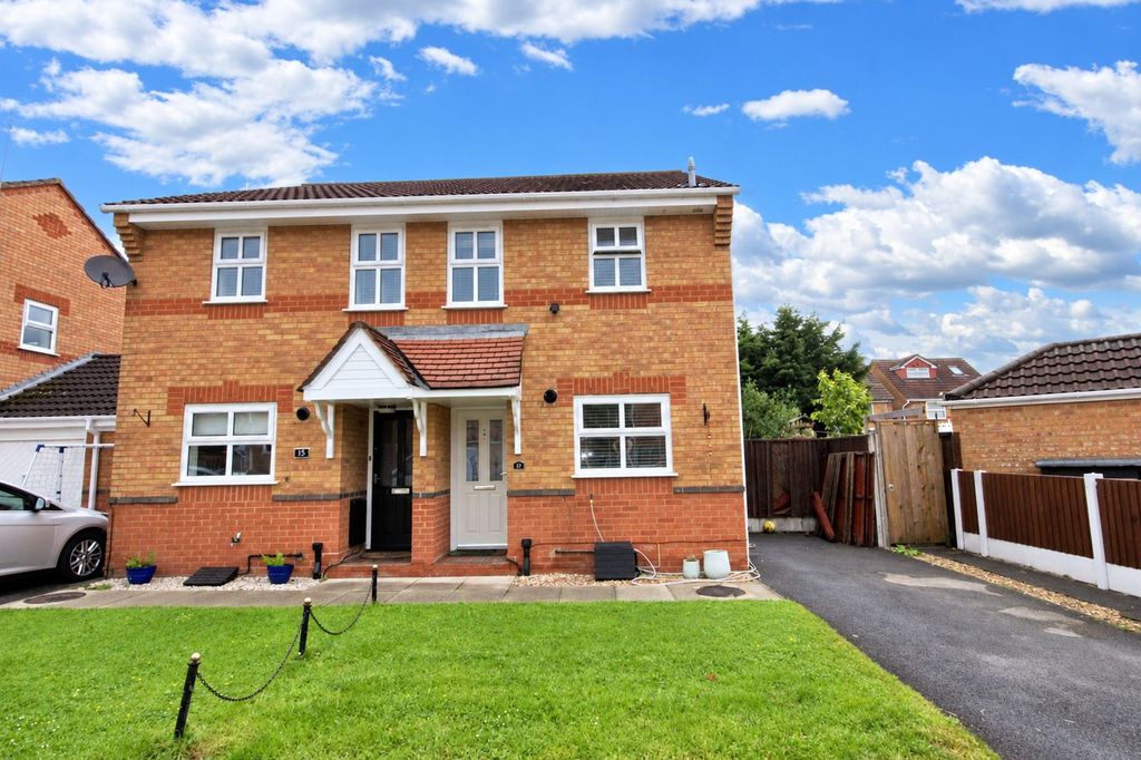Property photo 1 of 17