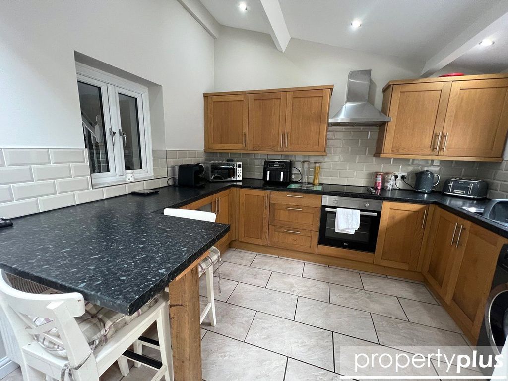 Property photo 2 of 15 Picture No. 09