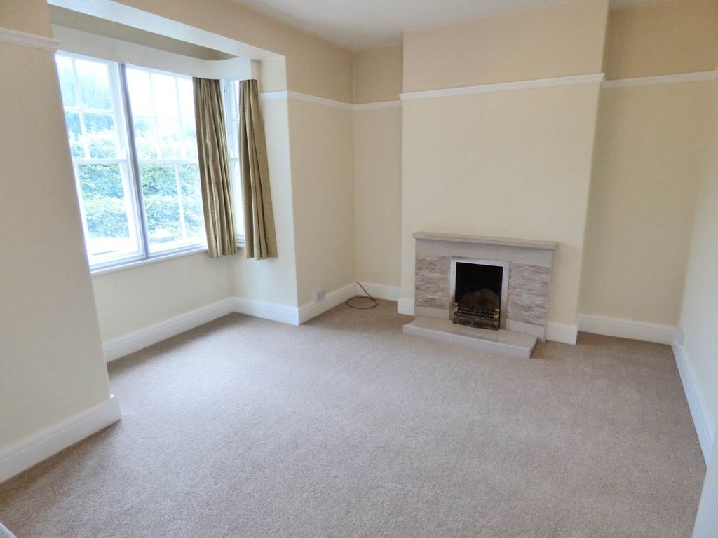 Property photo 1 of 17 P1080900