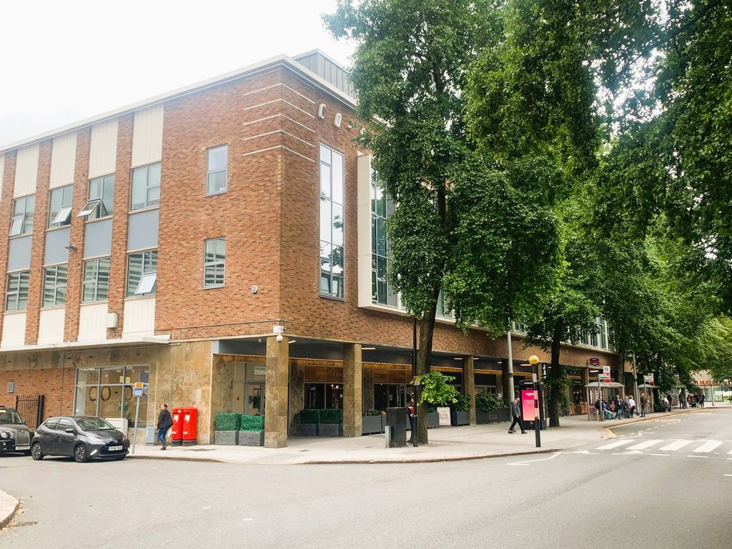 Property photo 1 of 20