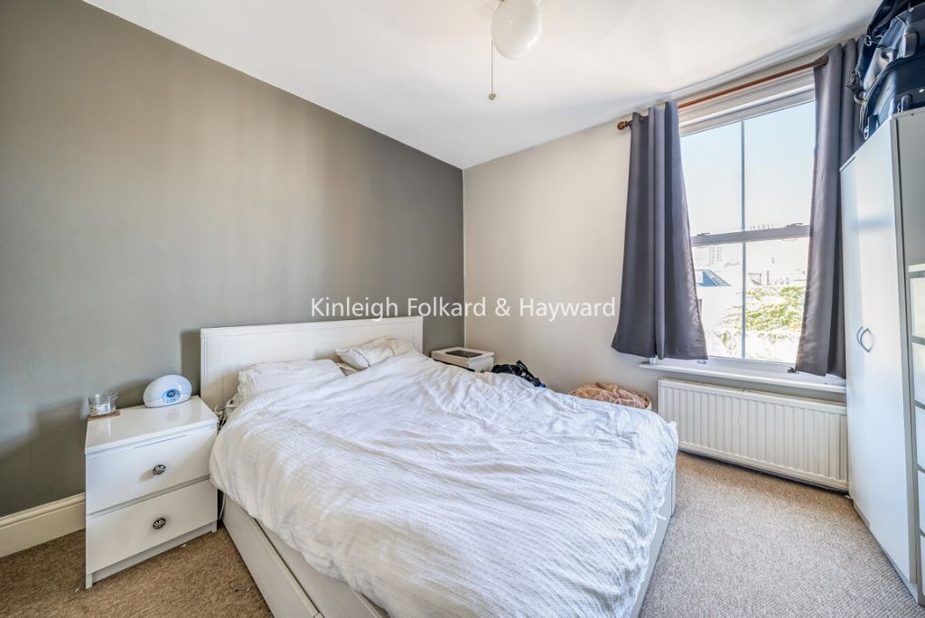 Property photo 3 of 7 d797210F-7c76-4c11-8