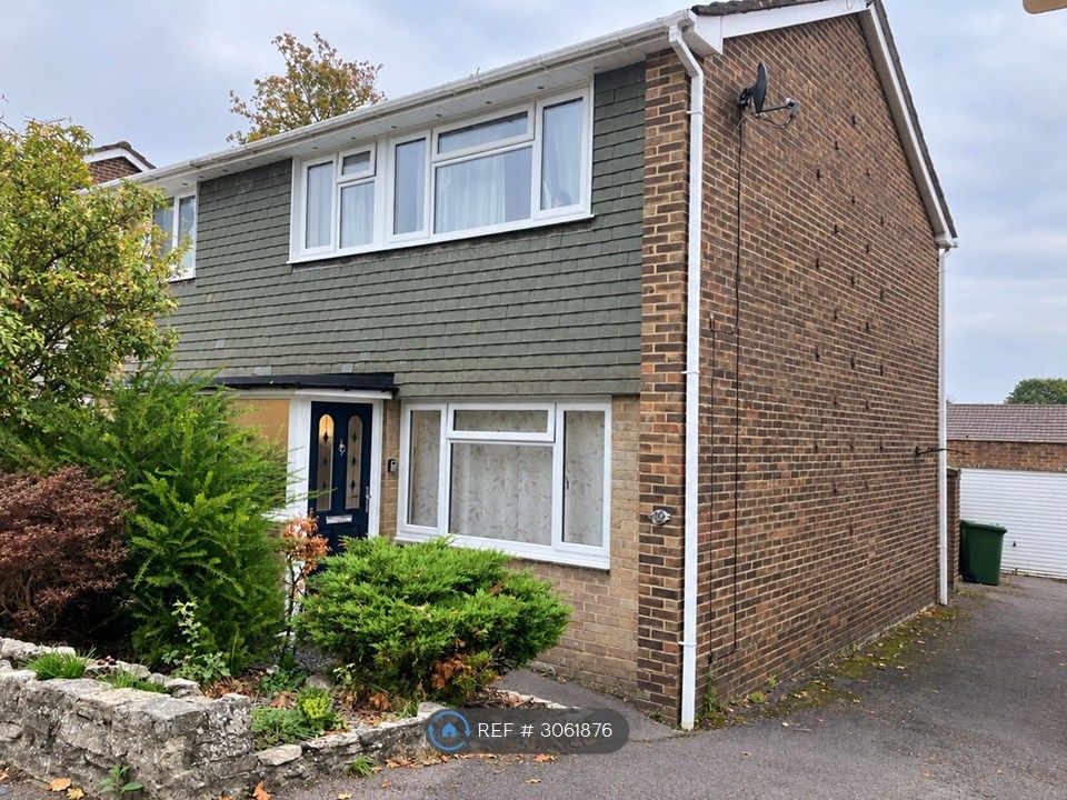 Property photo 1 of 20 House Front
